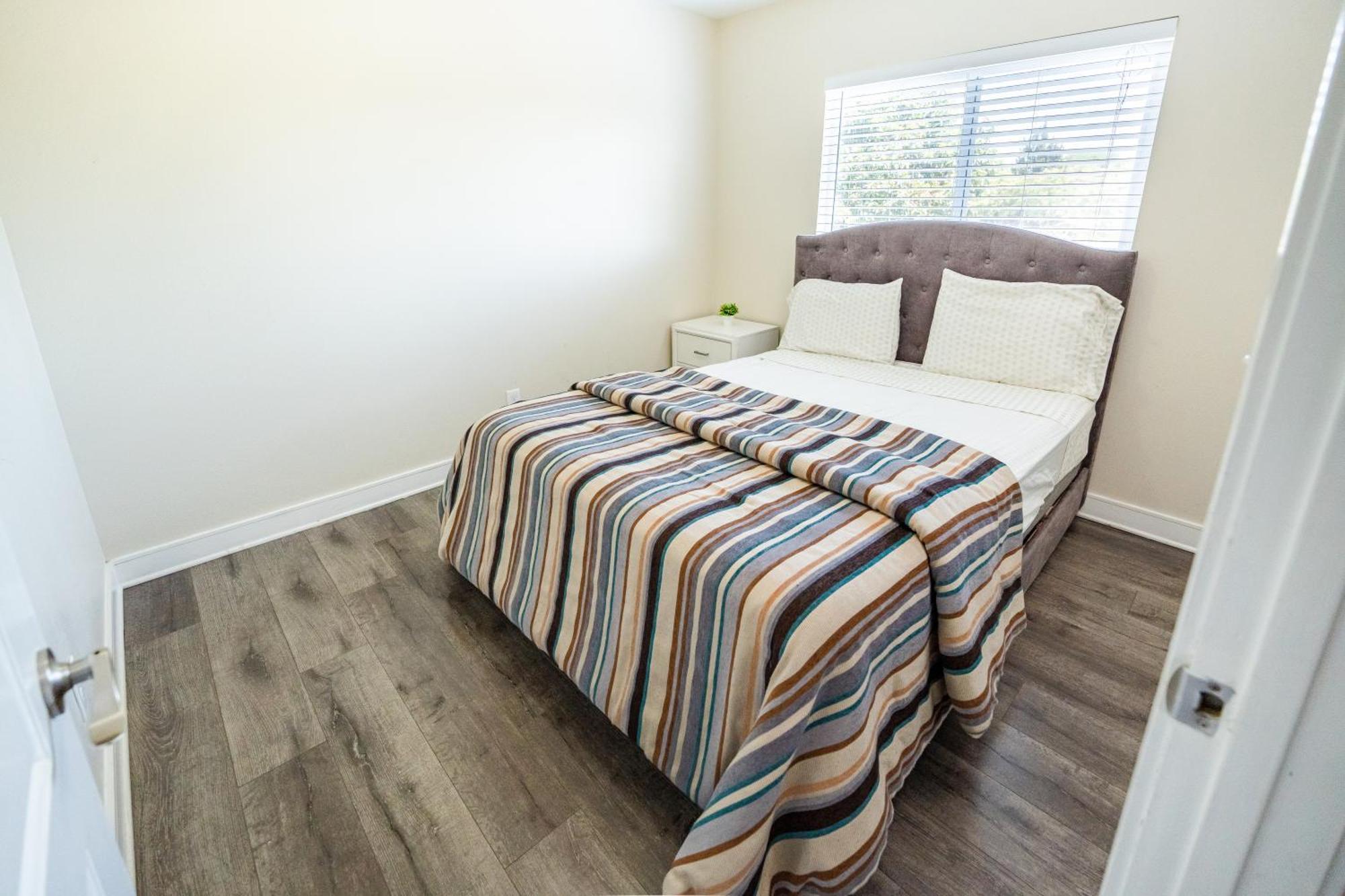 Modern 2 Level 5-Bedroom 3-Bathroom Close To Downtown La Los Angeles Exteriér fotografie